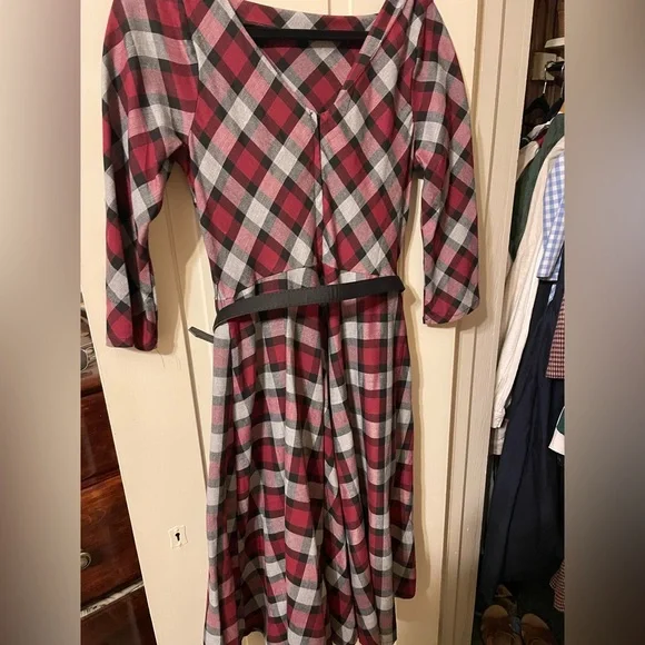Unique Vintage Large Red Black Gray Plaid Devon Dress - Picture 2 of 6